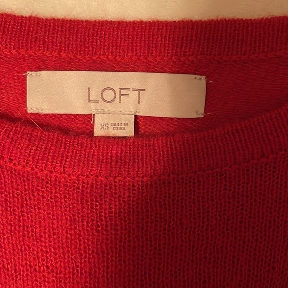 Loft XS Red Sweater Sparkle Pop Shine‎ - Picture 2 of 3
